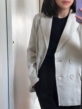Max Mara's  Laura double-breasted linen blazer jacket